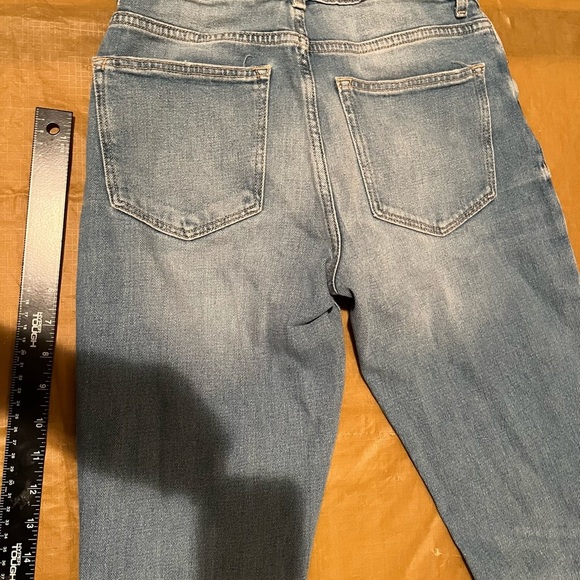 Forever 21 size 26 high rise boot cut with slit at hem front patch pockets - Picture 9 of 12